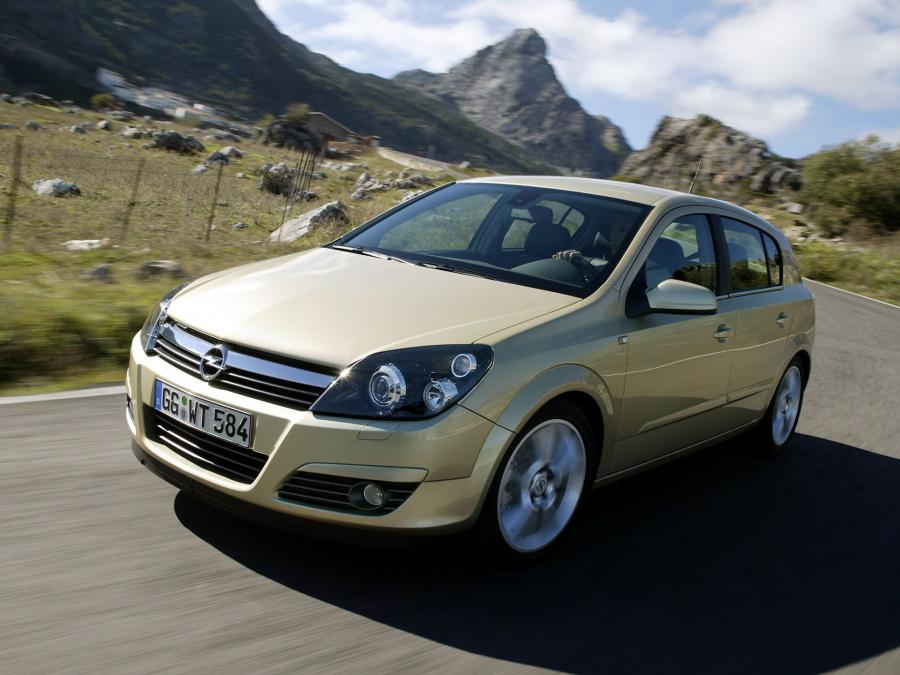  Opel Astra Hatchback 2004 года  (фото 7 из 27)